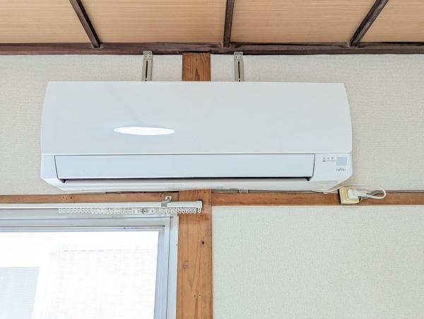 仲西町貸家