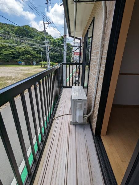 シャトルハウス