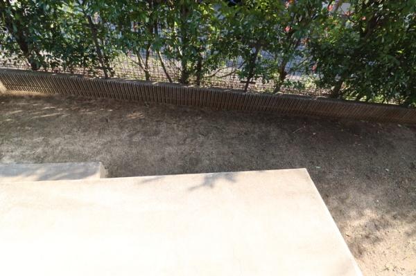 アビテ明日花B(庭)