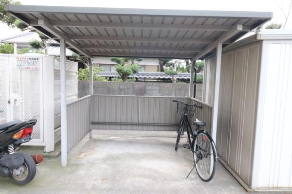 エクレール美濃屋C