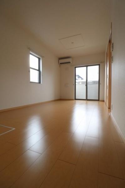 エミネスタウンＳ－１