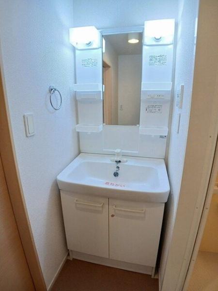 アンジュ花の木