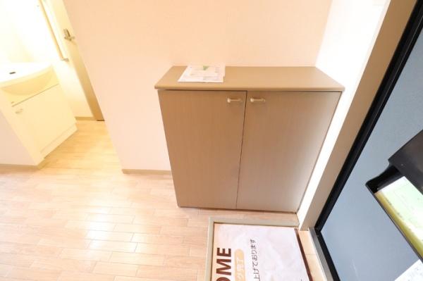 サンハイム森町A(玄関)