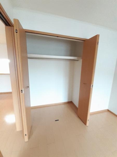 メゾン　ド　ラフレシールＡ