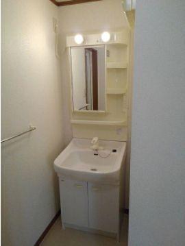 サンライト三屋Ｃ