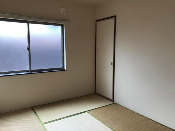 坂ノ市中央3丁目貸家