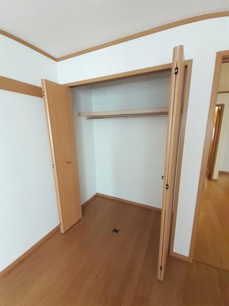 コンフォールコートＢ