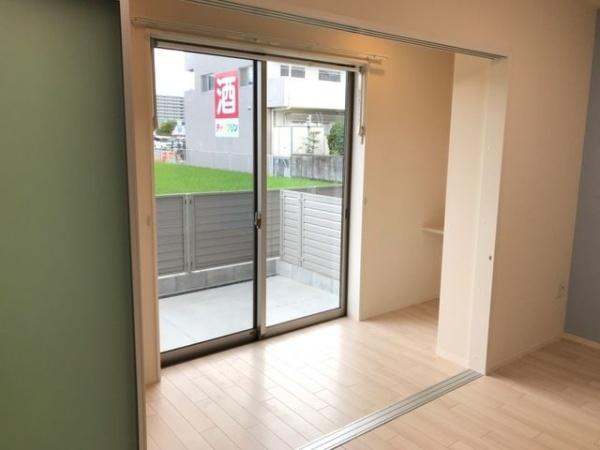 Rー７７番館