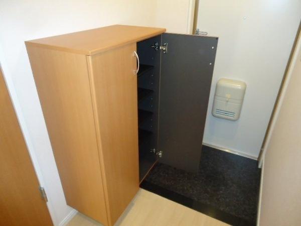 モア　エ・シャロム