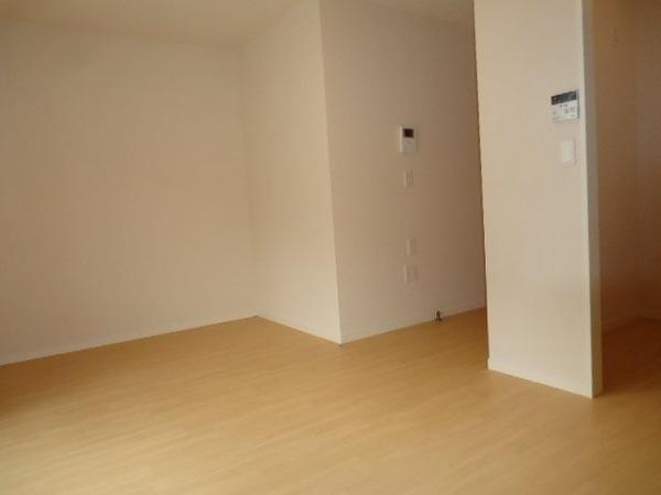 モア　エ・シャロム