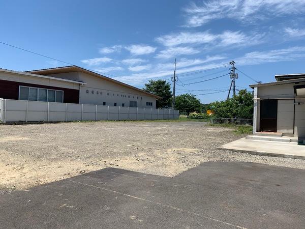 坂ノ市西1丁目店舗