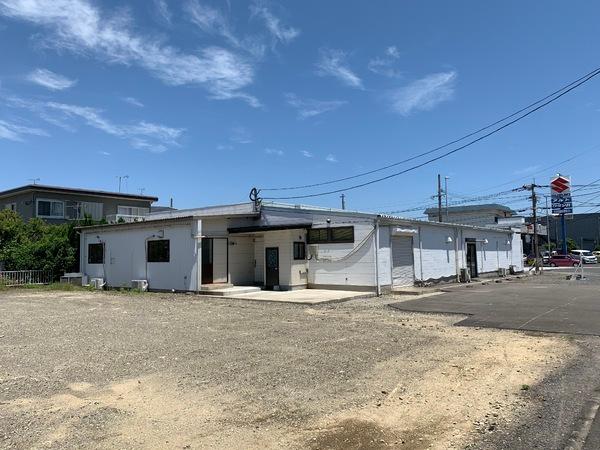 坂ノ市西1丁目店舗