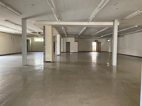 坂ノ市西1丁目店舗