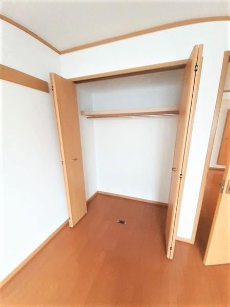 グローリア青崎