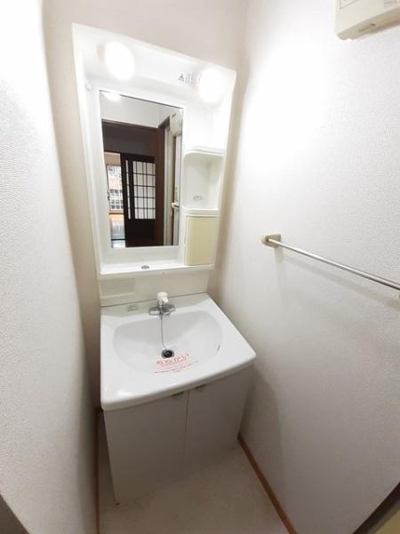 サンライト三屋Ｂ
