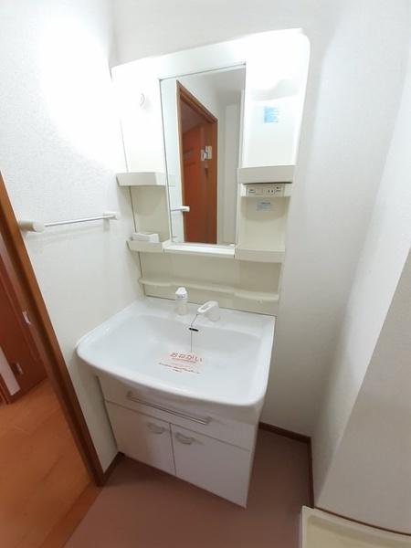 サンステージ