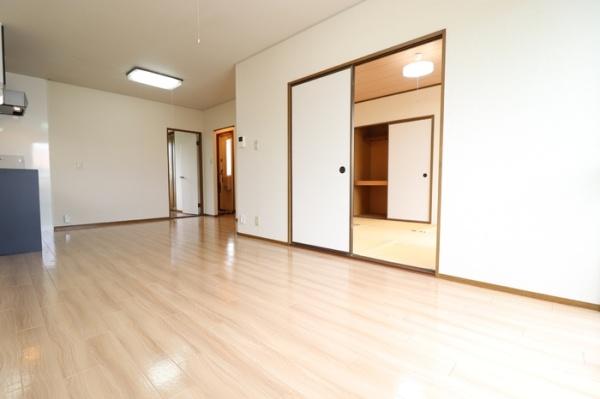 エクレール美濃屋A