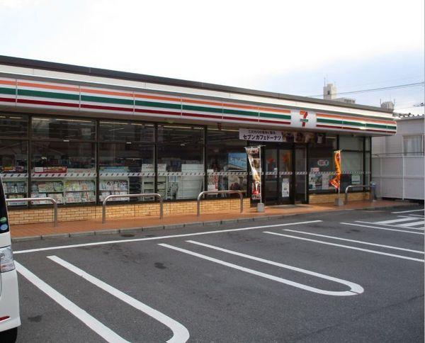 パークサイド大在中央(セブンイレブン大分横田1丁目店)