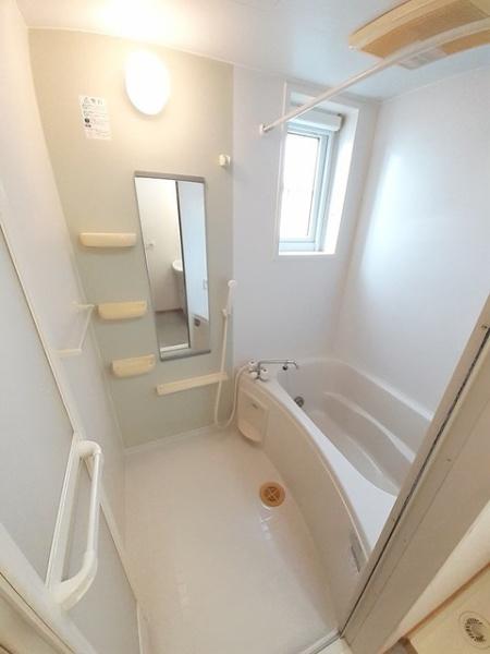 コンフォールアルモニー2(バス)