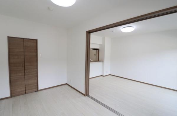 大分市三川上４丁目のマンション