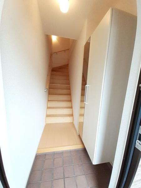 シルク ド レオ(玄関)