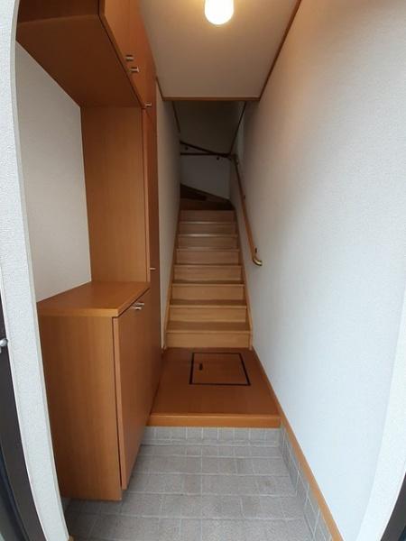 シャルマン寺崎