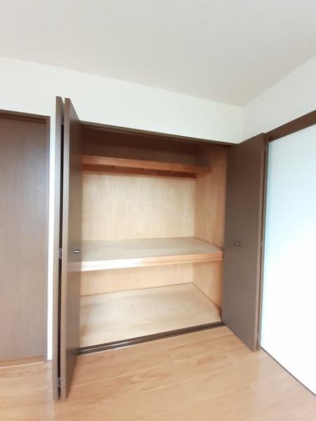 サンライト三屋Ｂ