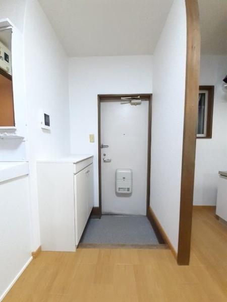 シティハイツ藤(玄関)