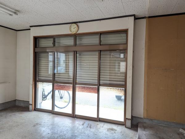 角子原陸橋店舗