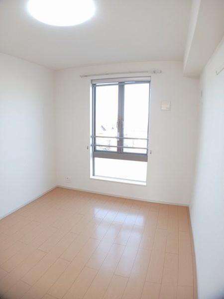 メゾンオーブＡ