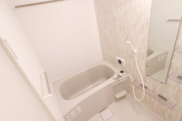 Ｄ－ＲＯＯＭ花高松