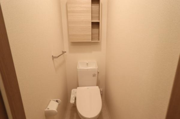 Ｄ－ＲＯＯＭ花高松