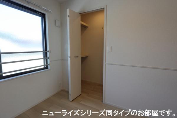 モンフレール三佐