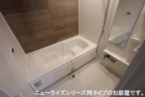モンフレール三佐