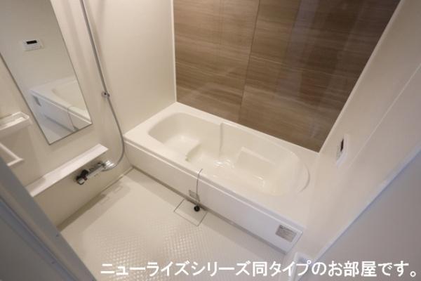 モンフレール三佐