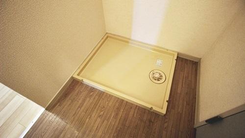 堺市西区浜寺石津町中３丁のアパート