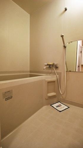 堺市西区浜寺石津町中３丁のアパート