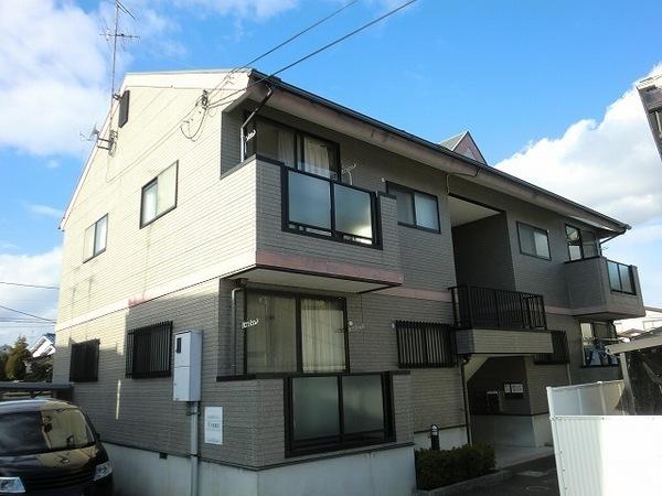 ファミーユ津久野