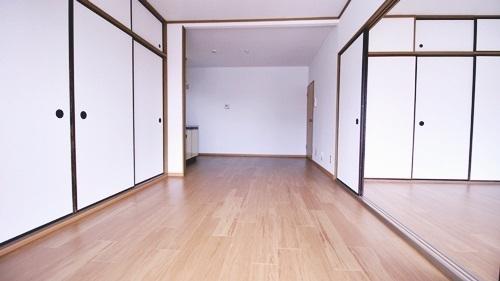泉大津市寿町のマンション