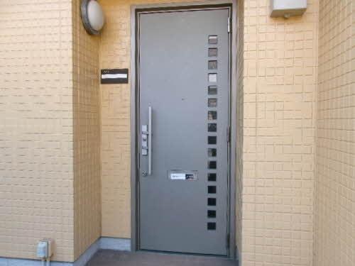 高石市千代田３丁目のアパート