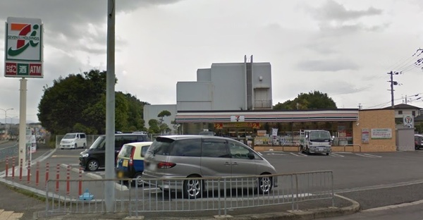 ファーストパレス(セブンイレブン堺赤坂台6丁店)