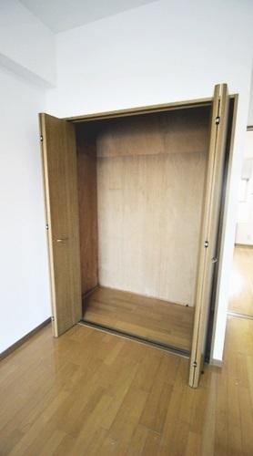 ファーストパレス