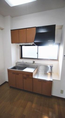 ファーストパレス