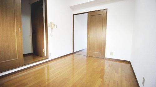 ファーストパレス