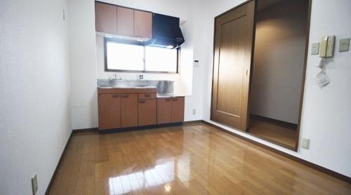 ファーストパレス