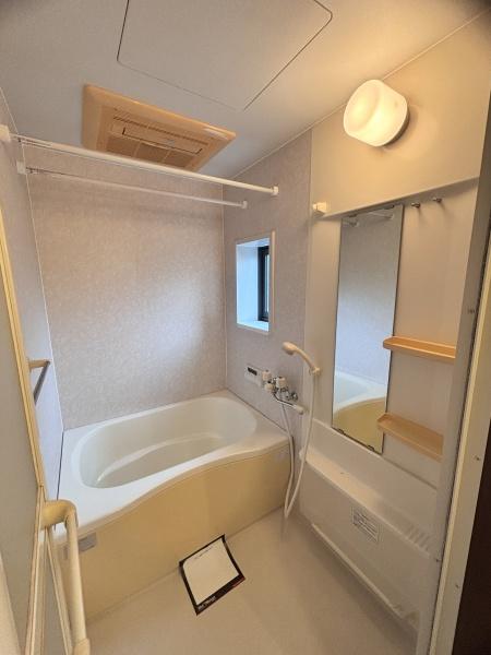 堺市西区浜寺昭和町1丁のアパート(バス)