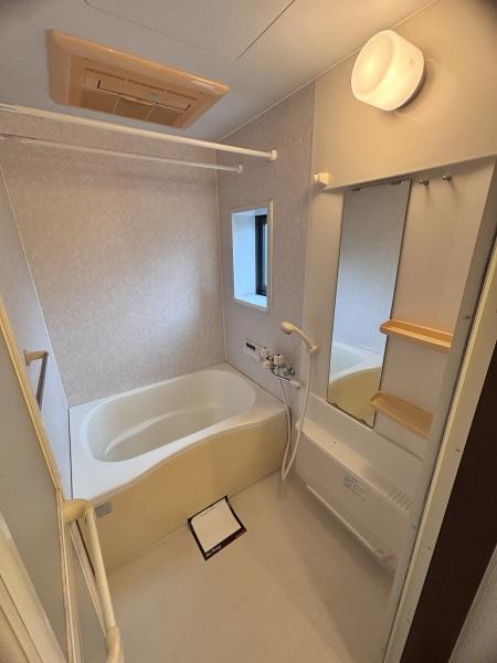 堺市西区浜寺昭和町1丁のアパート(バス)