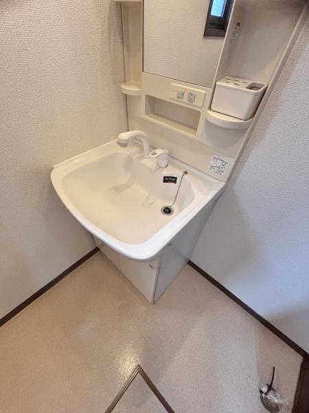 堺市西区浜寺昭和町1丁のアパート(洗面台・洗面所)