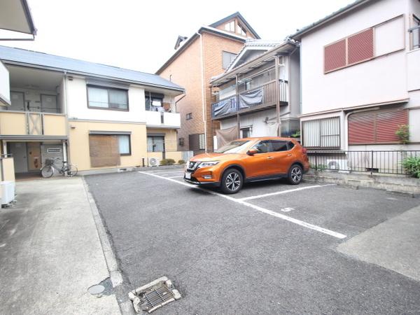 ウエストヴィラ　A棟