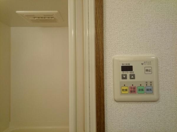 泉大津市板原町２丁目のマンション